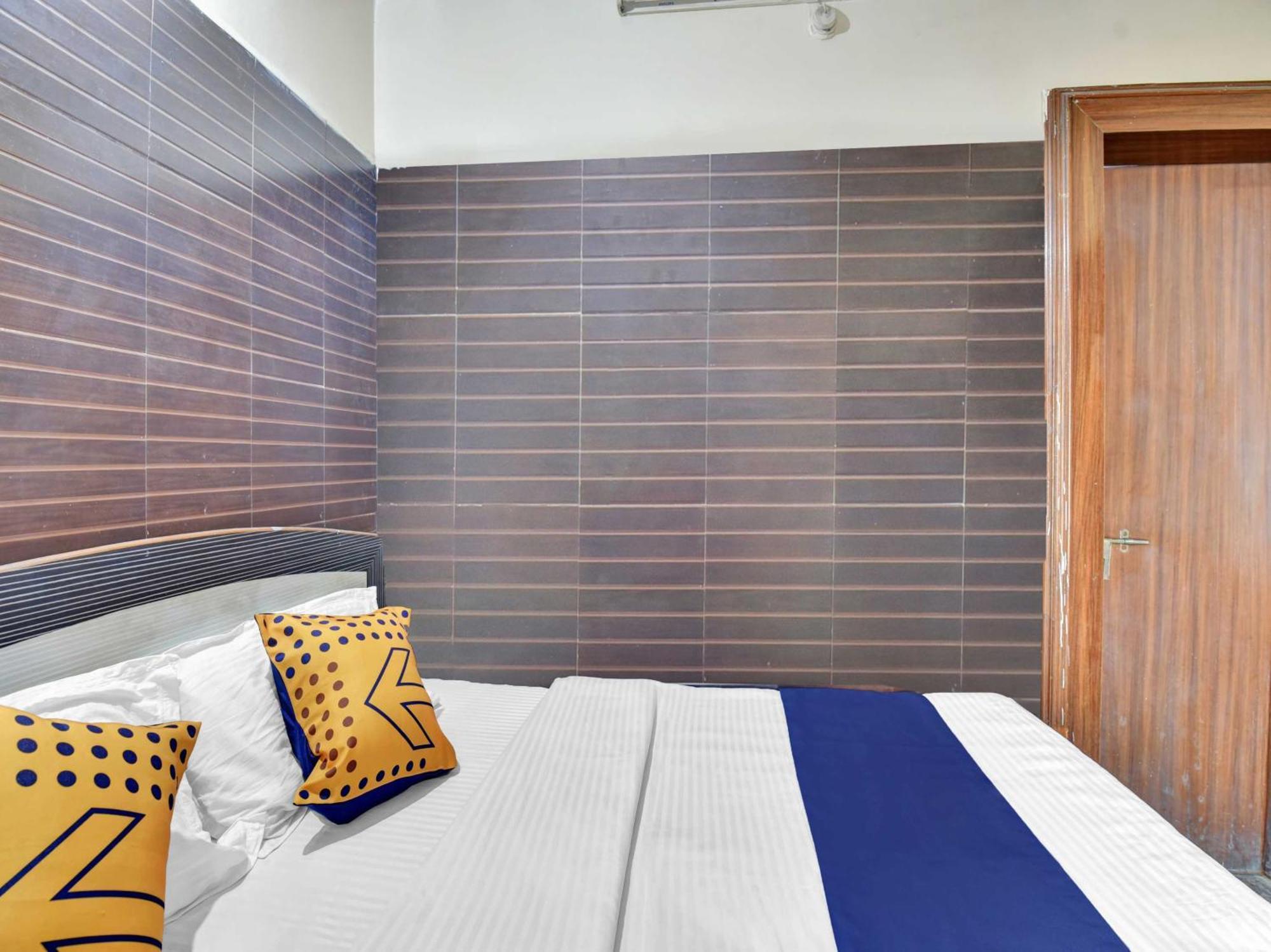 Oyo 85212 Hotel Vaibhav Ajmer Ngoại thất bức ảnh